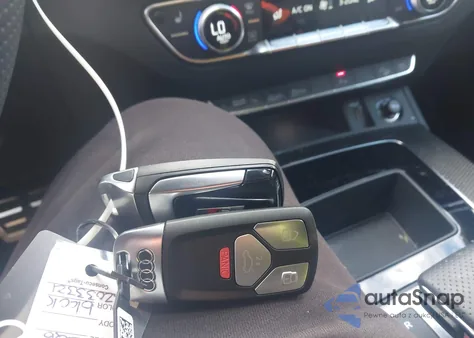 2024 Audi Sq5 Premium Plus Tfsi Quattro Tiptronic z USA, uszkodzony, nr VIN WA1B4AFY2R2033321